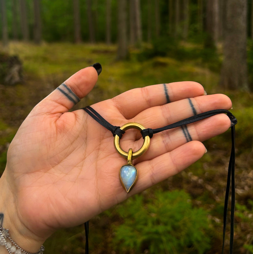 Moonstone brass necklace