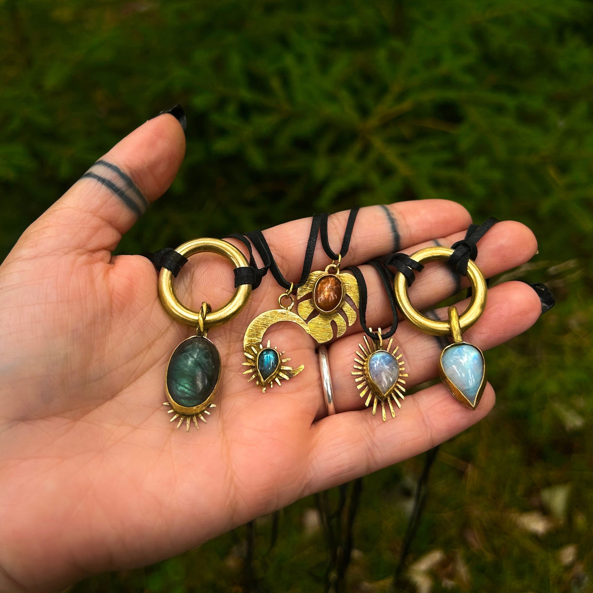 Labradorite brass necklace