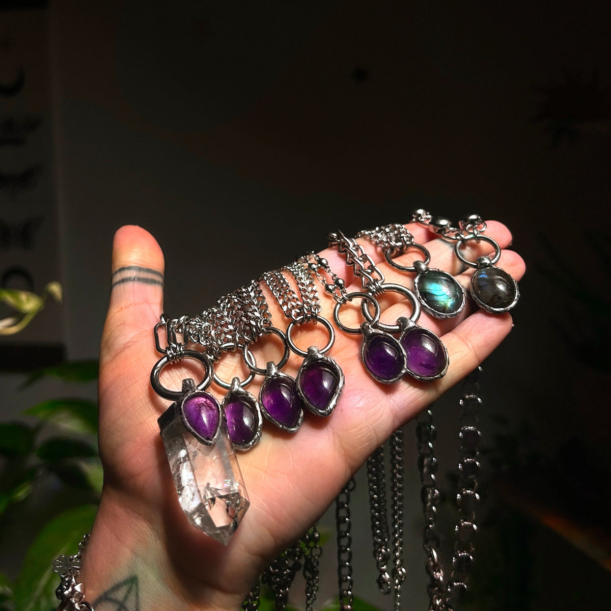 Labradorite choker