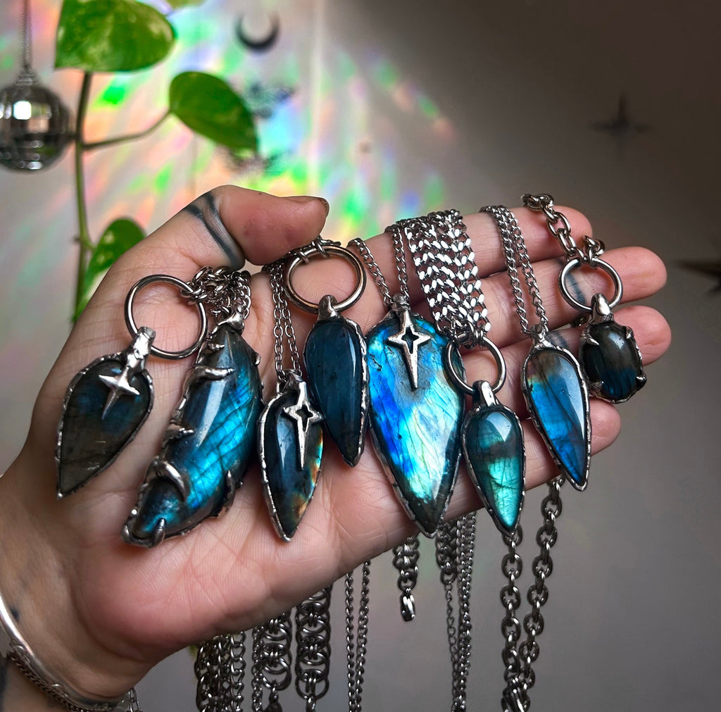 Labradorite choker
