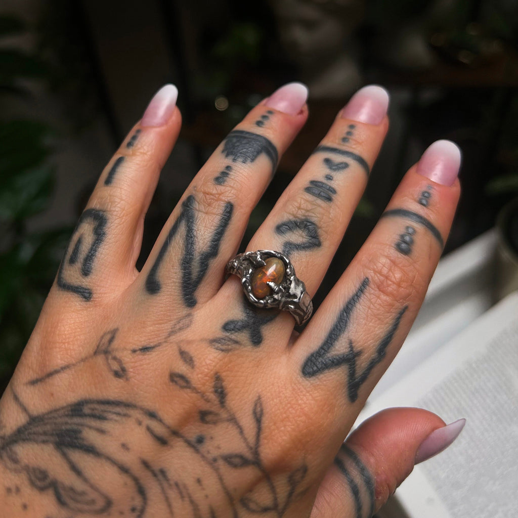 Sun opal ring