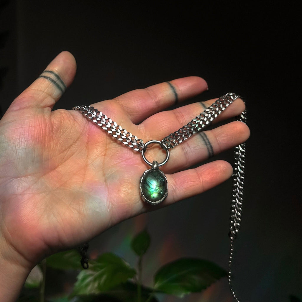 Labradorite choker